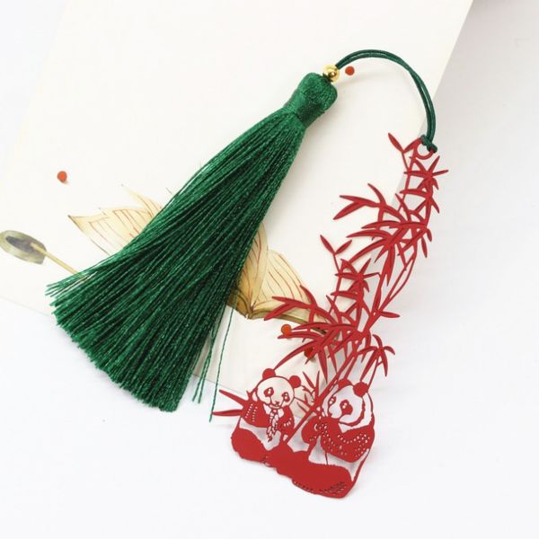 

бесплатная доставка 50pcs бейби шауэр красный bookmark металлические кисточкой дети подарки на день рождения для возвращения панды бамбуково