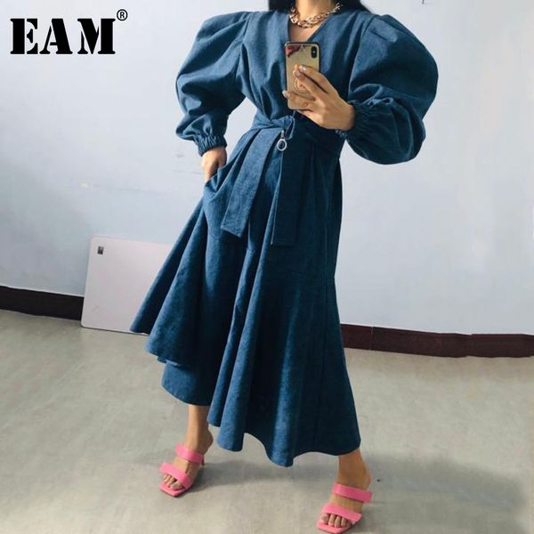 

eam] women blue denim ruffles stitch big size dress new v-neck long sleeve loose fit fashion tide spring autumn 2020 1y773, Black;gray