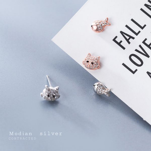 

modian dazzzling clear cz cute cat face рыба асимметрия серьга стержень для женщин 925 уха стерлингового серебра животных котов fine jewelry, Golden;silver