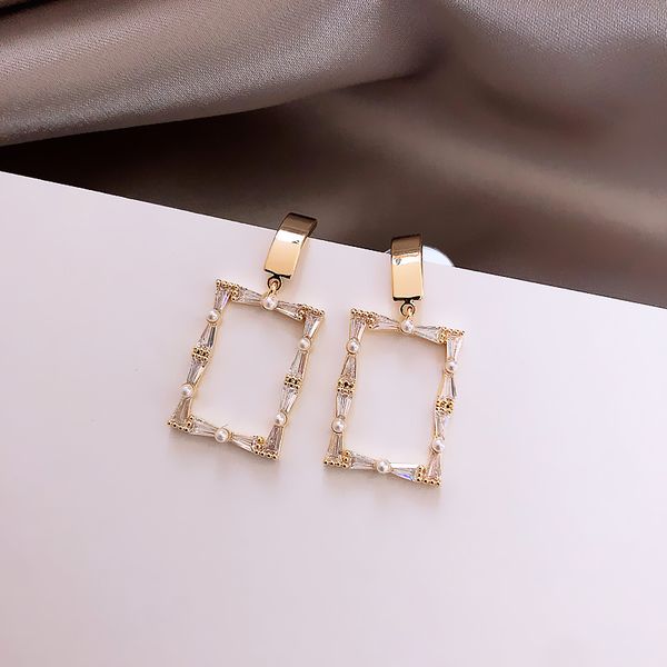 

shiny side fashion brand jewelry zirconia geometric stud earrings for women gift crystal pierced earrings, Golden;silver
