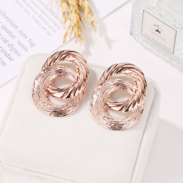 

quality rock punk big round geometric gold color metal stud earrings for women bohemian party exaggerated fashion jewelry