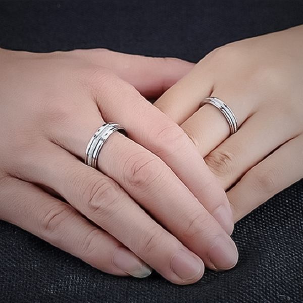 

wedding rings 2021 style fashion design unique pearl sand couple ring for anniversary wholesale, Slivery;golden