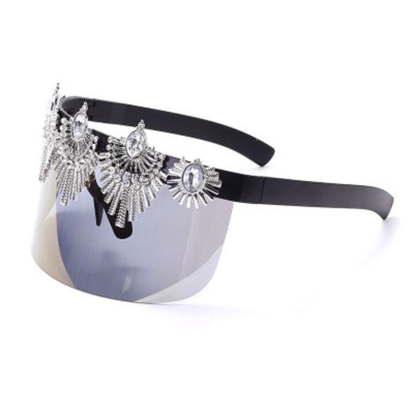 

one 2020 fashion design men women shade glasses oversized luxury rhinestone sun sunglasses brand large piece mirror goggles onath, White;black