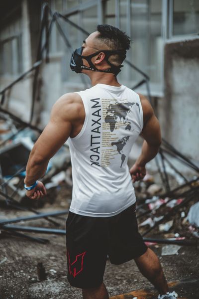 

maxattack футболка жилета тонкого быстросохнущего спорта жилета мужской тренировка железы фитнес одежда работает пот поглощая стрейч без рук, White;black