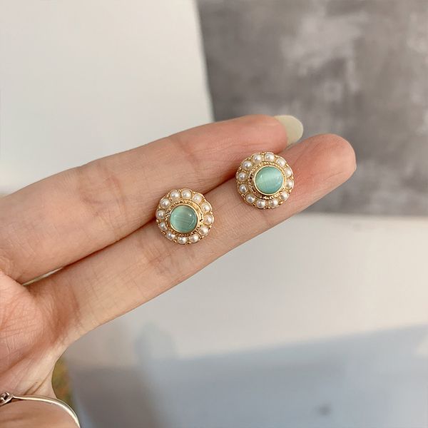 

aensoa elegant 2 color sun flower gem stud earrings for women statement fashion earrings with pearl wedding party pendientes, Golden;silver