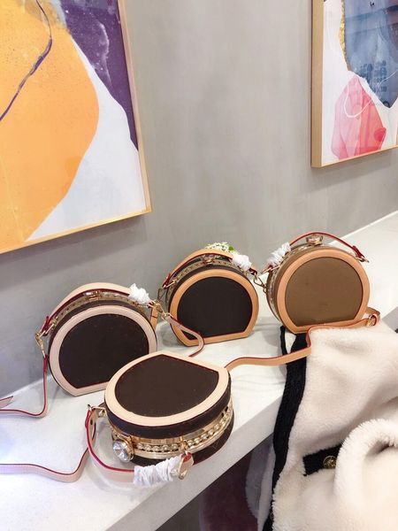 

2020 new european and american fashionable and versatile mini super practical round cake bag, slant hanging bag and chestnut bag