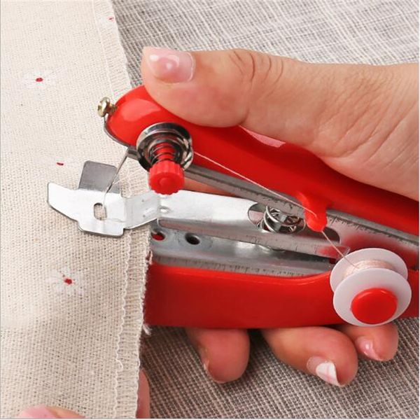 

1pc red mini sewing machines needlework cordless hand-held clothes useful portable sewing machines handwork tools accessories