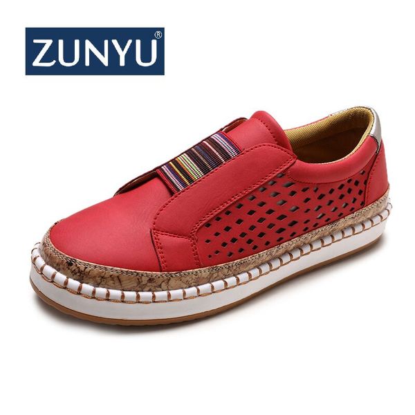 

zunyu новая мода весна женщины vulcanized обувь весна женщины повседневная обувь мода out кроссовки flats большой размер 35-43, Black