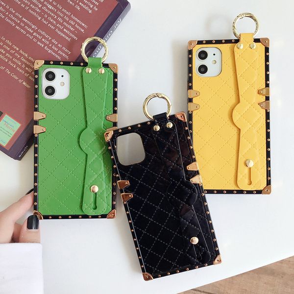 

2020 new fashion phone case for iphone 11 pro max 11 pro 11 xsmax xr xs / x 7p / 8p trend solid color wrist strap anti-drop case