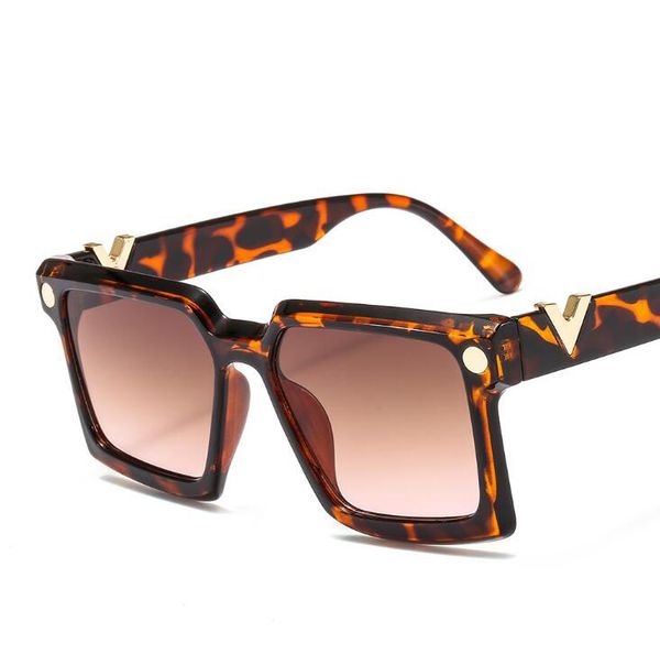 

square fashion sunglasses fashion sunglasses, White;black
