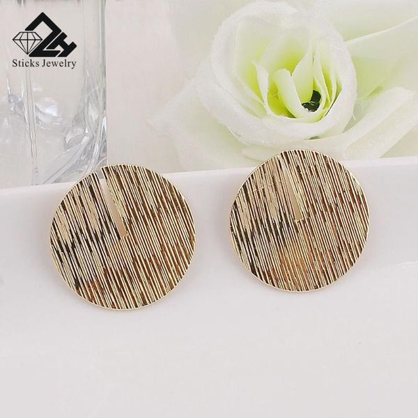 

stud 2021 women earrings iron fashion jewelry, Golden;silver