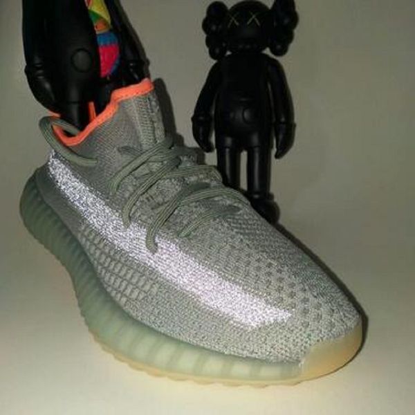 

топ qualilty синий 2020 kanye west мужчины женщины кроссовки yecheil hyperspace lundmark antlia статическая светоотражающие zebra исрафил or