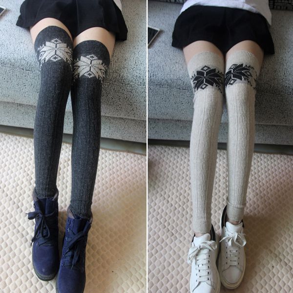 

socks & hosiery autumn and winter wool knee legwarmers jacket twist high tube boot cover lady snowflake leg pile up sock, Black;white