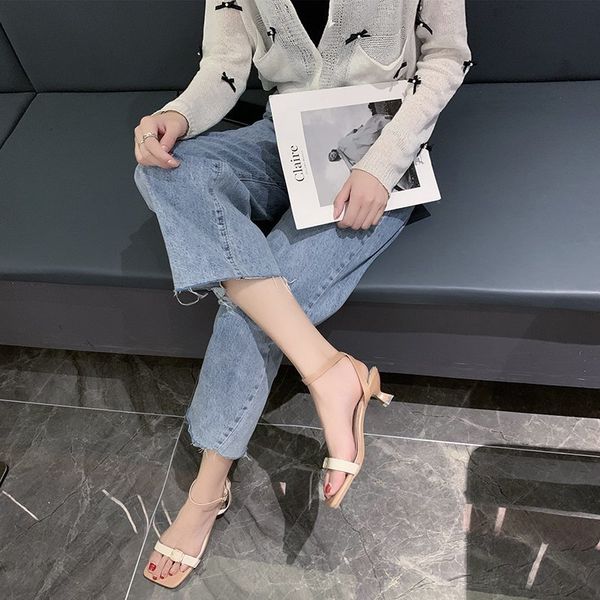 

summer 2020 new women's sandals buckle roman fine heel sandals fashion wild belt buckle middle heel open toe z847, Black