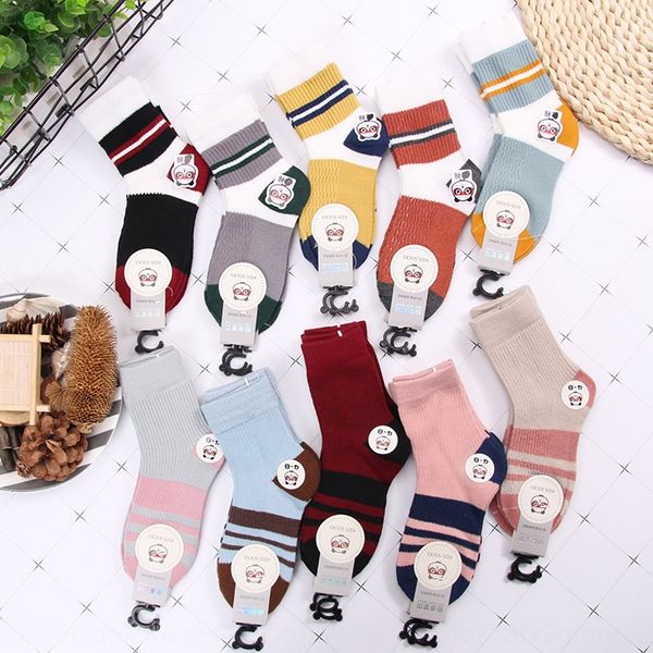 

junyi ребенка средней толщиной хлопка мультфильма сплошной цвет детские дети sockscute носки хлопка середине трубки детские носки 1-12 лет 2, Black