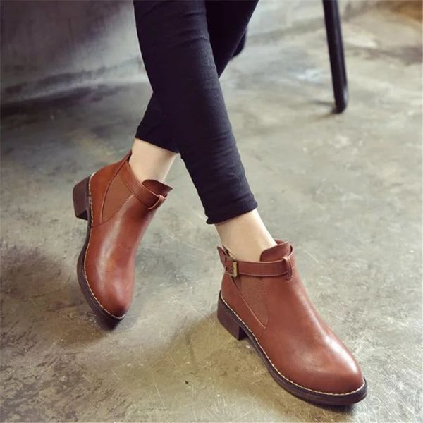

2020 autumn and winter new solid color female boots low-heel fashion buckle female leather shoes boots, Black