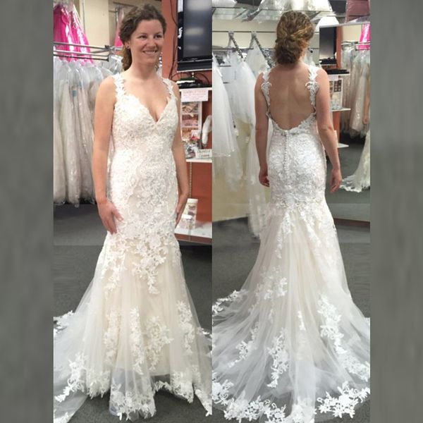 

elegant ivory lace mermaid bridal wedding gowns open back sleeveless wedding dresses for bride deep v neckline applique, Blue;red