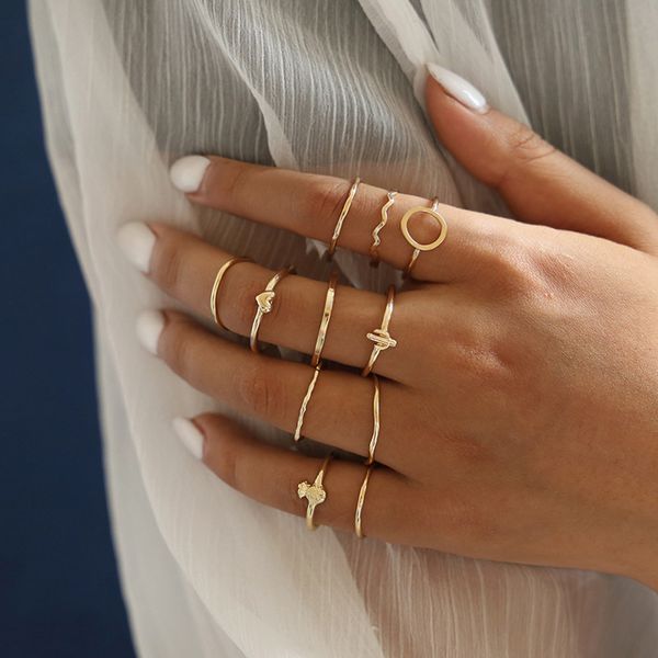 

11 pcs/set simple classic glossy ring gold wave pineapple cactus love circle knuckle joint finger rings set women jewelry gifts, Golden;silver
