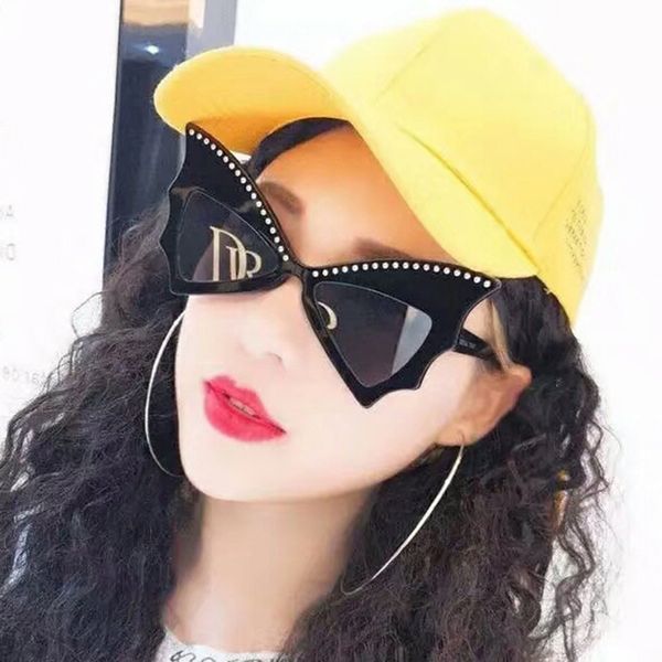 

sunglasses 2021 classic cat eye vintage brand design women butterfly sun glasses rivet big frame fashion female uv400, White;black