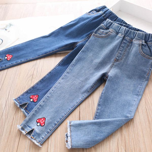 

2020 autumn girls mushroom embroidered denim pants wholesale, Blue