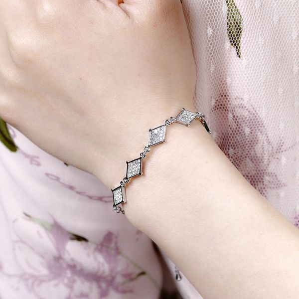 

link, chain korean version of the crystal zircon rhombus gold bracelet female electroplating color protection fashion boutique wild jewelry, Black
