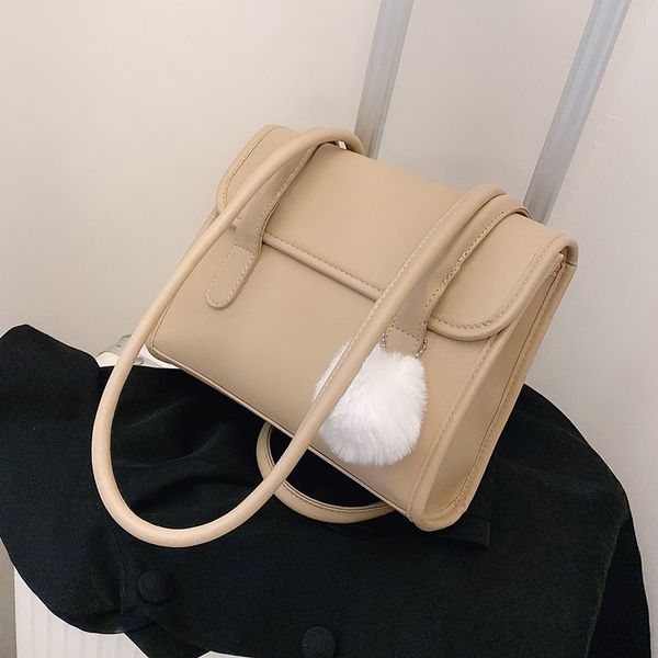 

new unique bag design armpit bag handbag & elegant square shoulder width 23cm height 20cm thickness 7cm