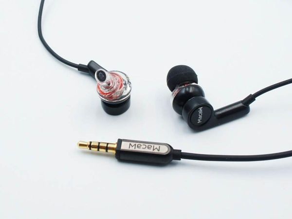 

macaw rt20 dynamic driver heavy bass hifi in-ear earphone with mic & remote control