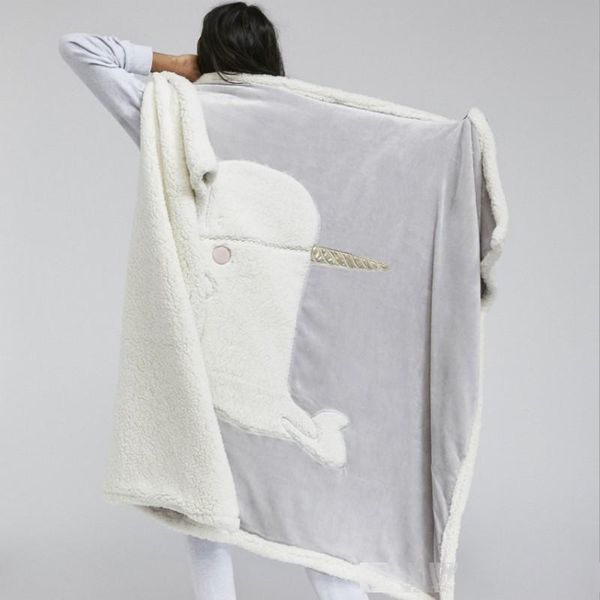 

comfort warmth soft plush easy care machine wash cartoon coral fleece flannel cartoon whale design sofa bed throw blanket