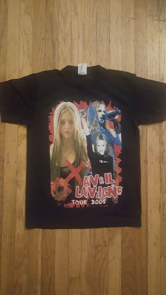 

avril lavigne 2005 aunthenic original tour concert t-shirt vintage shirt small s