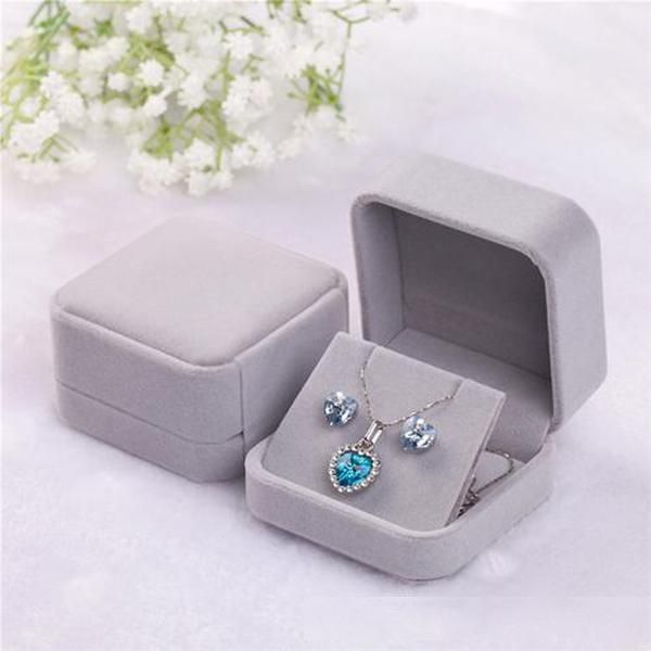 

velvet jewelry set gift boxes 7x7cm pendant necklaces and earrings jewelry display pouch packing boxes different color wholesale - 0201pack