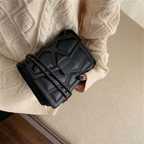 

woemn rivet цепной малый crossbody сумка для женщин плеча сумки lady luxury crossbody сумка сумка мода totes