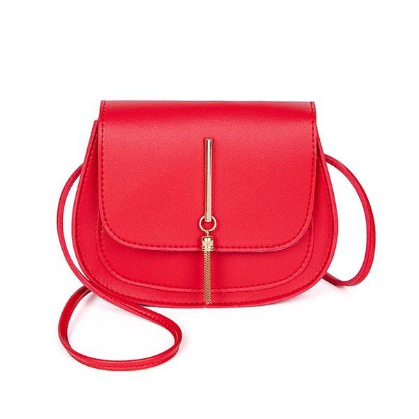 

мода кисточкой полукруглый crossbody плечо сумки для женщин 2020 дизайнер сумка женский кошелек для путешествий pu leather saddle bag