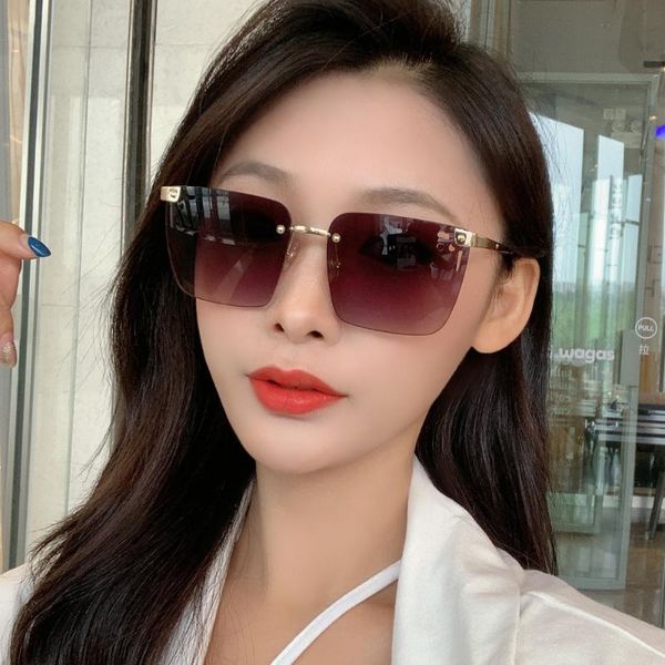 

qpeclou 2020 new vintage metal rimless square sunglasses women fashion gradient sun glasses female big shades, White;black