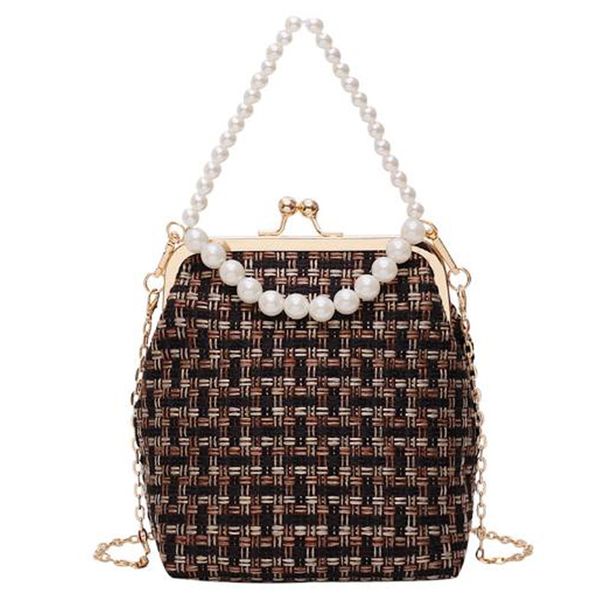 

new straw small bag pearl chain messenger bag female wild single shoulder shell
