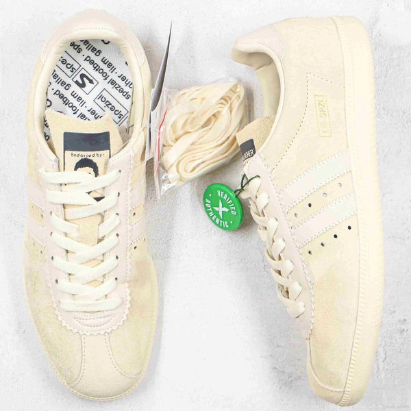 

skateboard shoes beige white portrait bubble eye band co-branded oasis band lead singer men women casual sneakers size 36-45, White;red