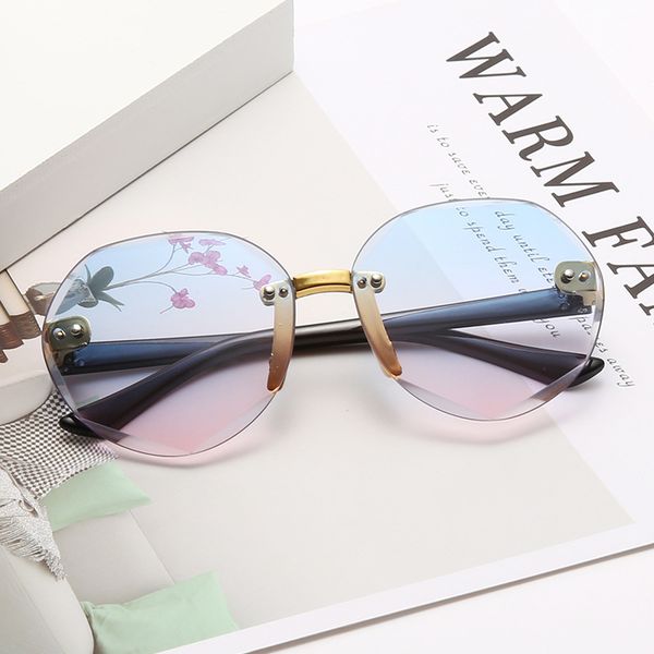 

sunglasses 2021 children frameless round fashion brand design gradient kid sun glasses boy girl vintage cute goggle, White;black