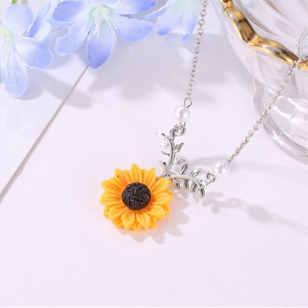 

pearl necklace sunflower pendant necklaces vintage fashion daily jewelry temperament cute sweater necklaces for women new, Silver