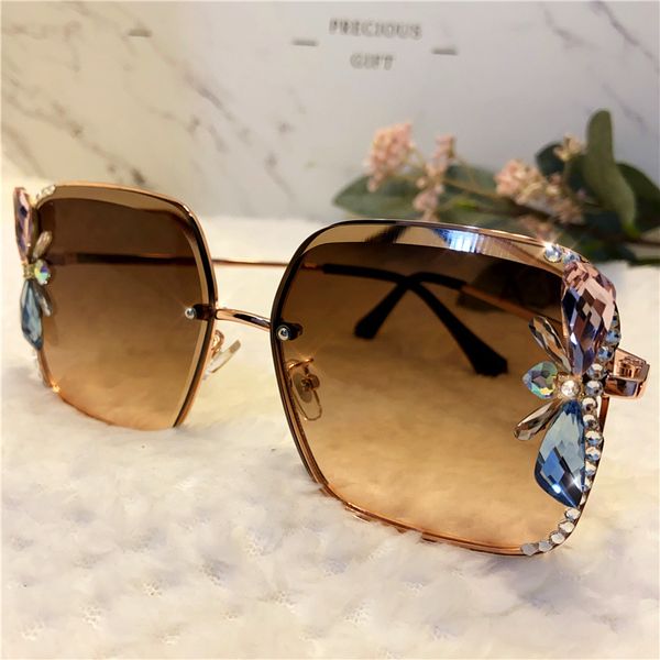 

2020 vintage fashion oversized rimless sunglasses women famous design diamond square sun glasses for female nx, White;black