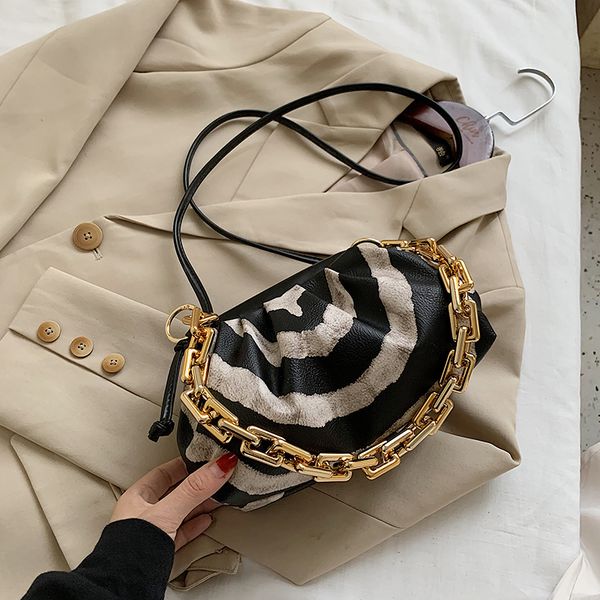 

новая кожа pu crossbody сумка для женщин 2020 trend мешка плеча женской trending сумка толстых цепей сцепления