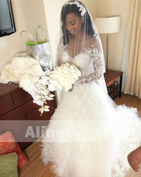 

vintage long sleeves lace wedding dresses illusion jewel neck lace applique ivory ruffle skirt new designer bridal gowns royal wedding wear, White