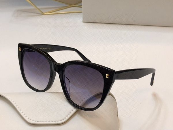 

new 4040 popular brand designer sunglasses fashion cat eye frame sun glasses set with diamonds and rivets design eyewear come with case