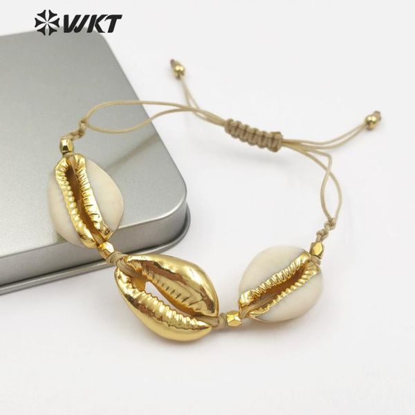 

wt-b431 wholesale custom new arrival natural cowrie shell mix color bracelet with adjustable size for full gold color pendant, Black