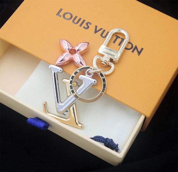 

ll fashion is 2021 bag buckles charm and key chain tassel bag 2019 now key holders air bag charm key chain, White;black