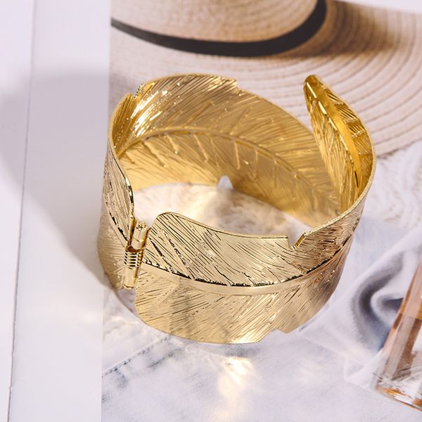 

attractto fashion gold &bangles charm for women stainless steel bracelet crystal jewelry making bracelets sbr190525, Golden;silver