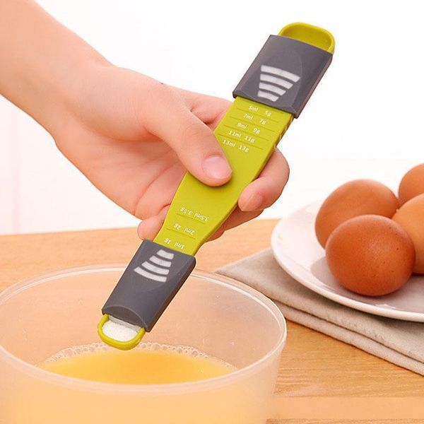

new creative kitchen baking accessories scale plastic measuring spoon milk powder baking quantitative spoon kitchen gadget