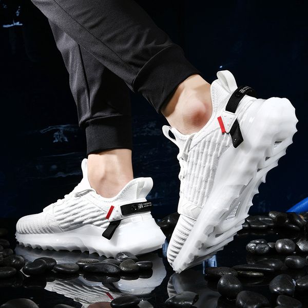 

summer and autumn shoes men's new mesh popcorn coconut shoes take comfort and leisure durian sports run