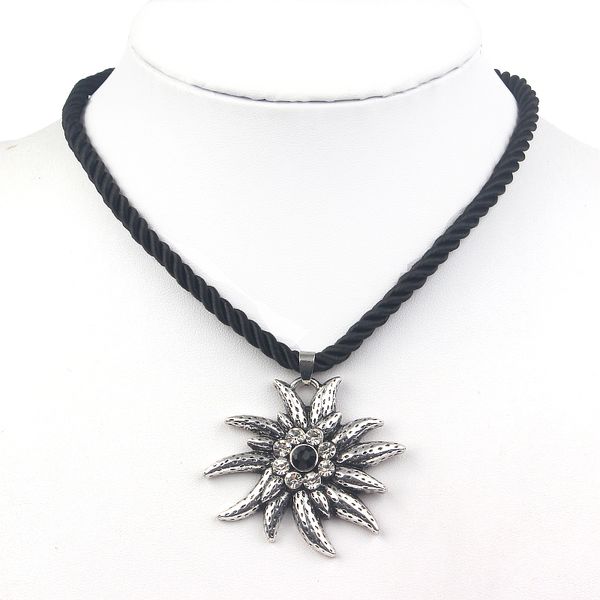 

sehuoran fashion choker necklace crystal vintage ketting choker necklace flower pendants jewelry, Golden;silver