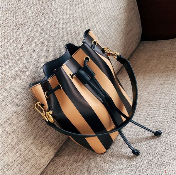 

Designer Handbags Womens Purses Handbag Shoulder Bag Tote Clutch Women Backpack Bags Luxury C0py Shoulder Messenger Bag Csl20032603