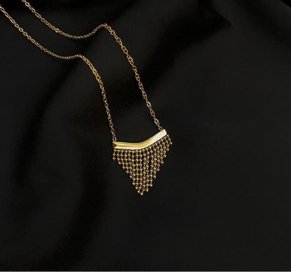 

hongcheng jewellery women triangular bead curtain waterfall flow tassel lover heart pendant necklace trendy girl clavicle chain, Silver