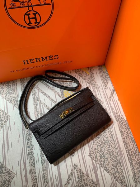 

Free shipping 2020 ladies messenger bag new fashion 36